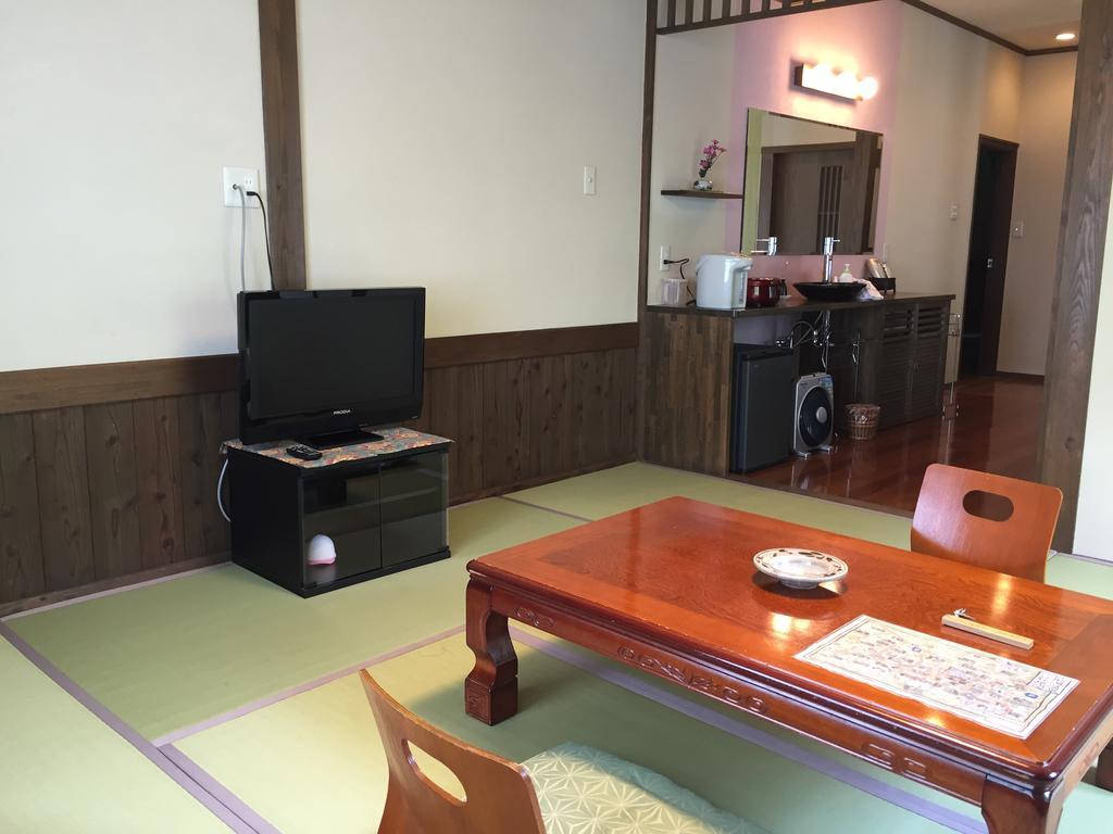 Seifusou Hotel Jufu Szoba fotó